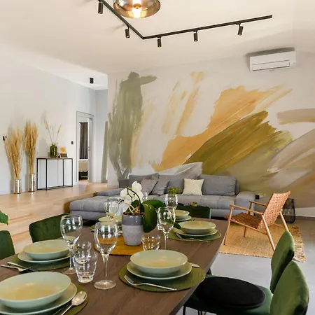 Tonina Holiday home *