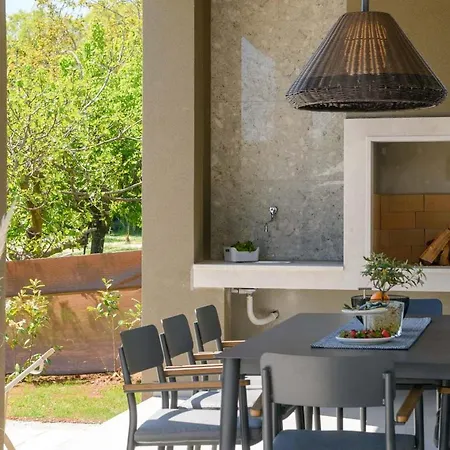 Tonina Vakantiehuis Marčana
