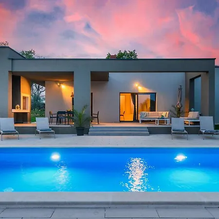 Tonina Holiday home Marcana